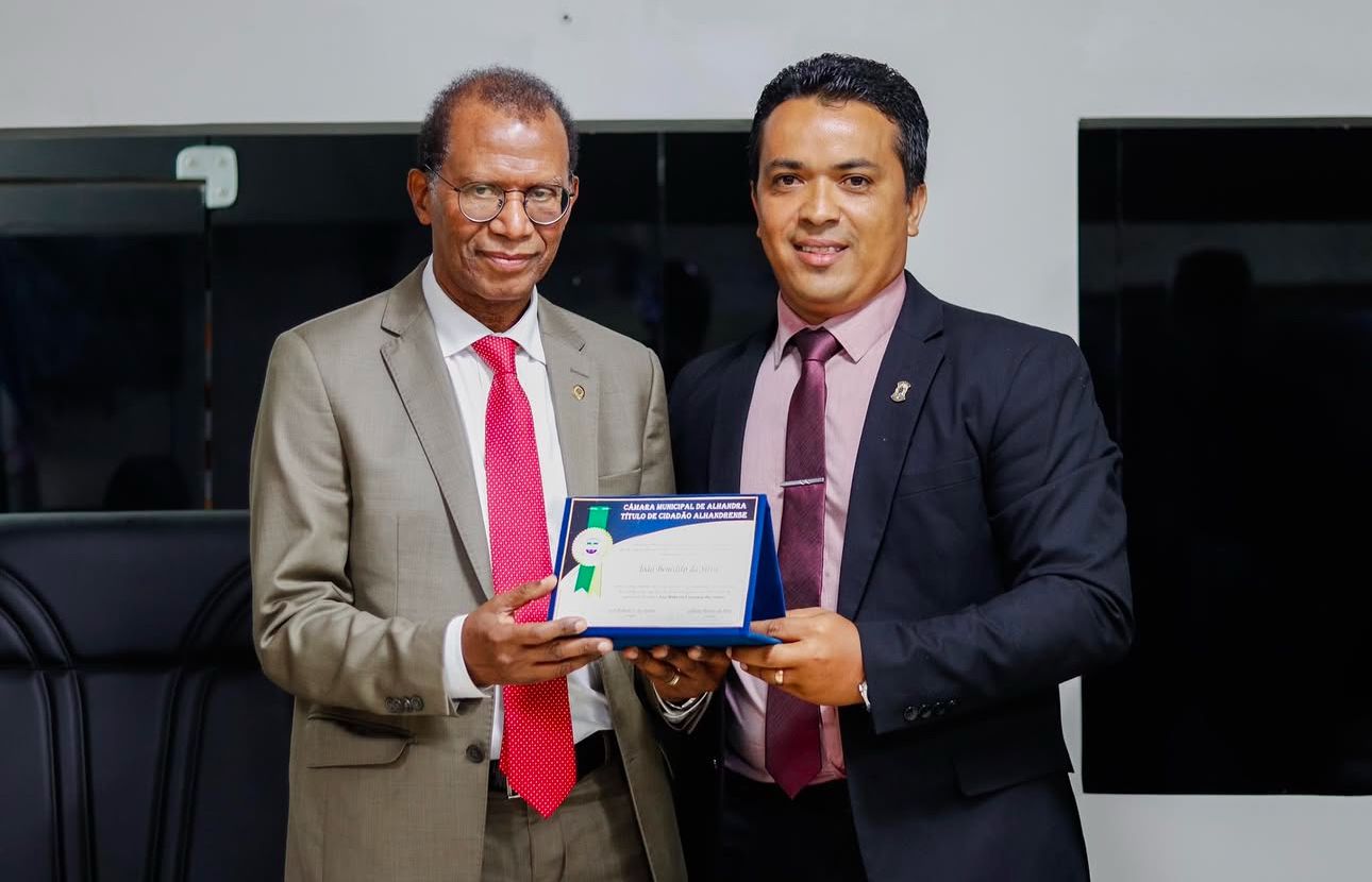 Desembargador João Benedito da Silva recebe Título de Cidadão Alhandrense em solenidade na Câmara Municipal