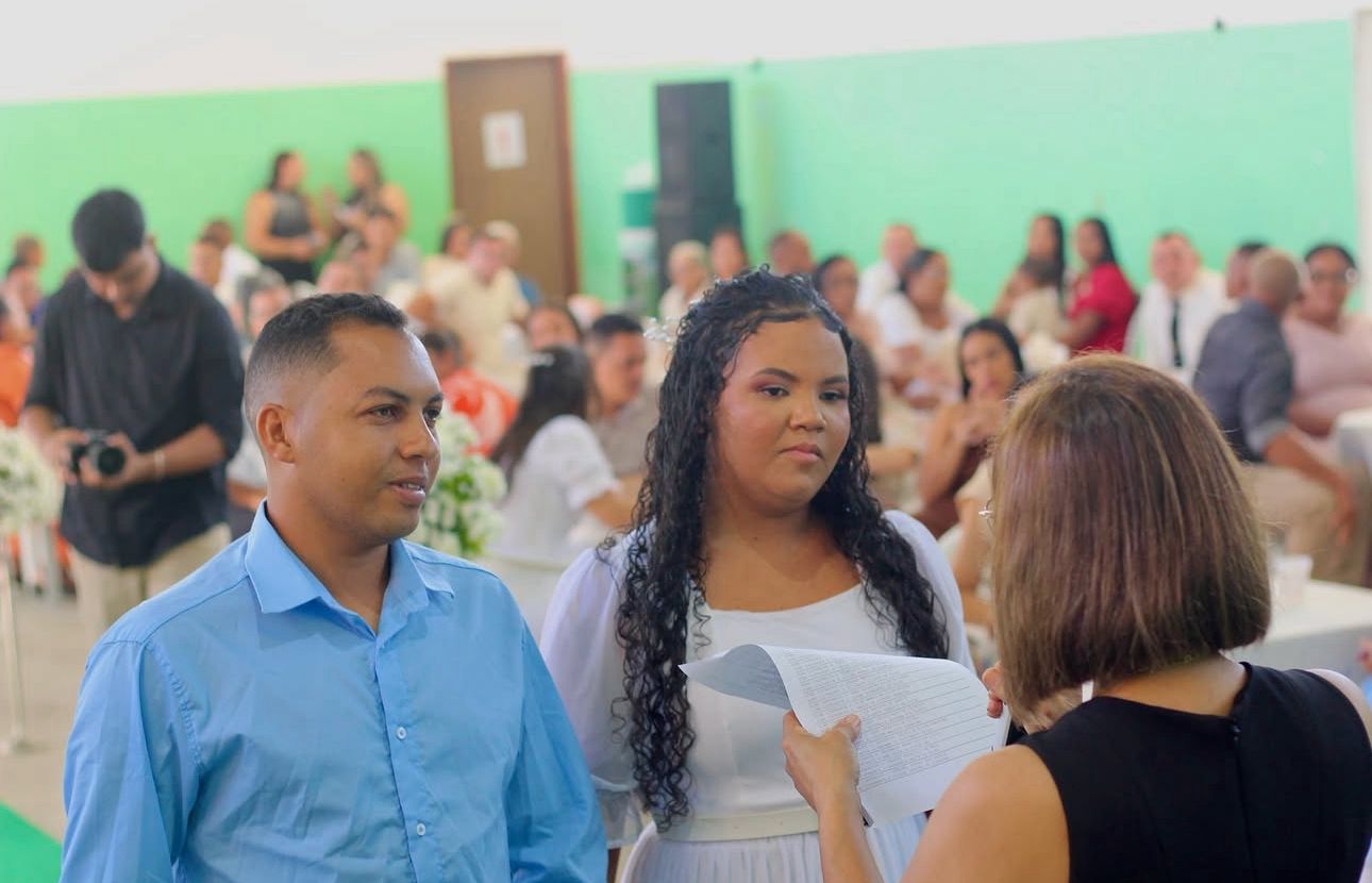 Vereadores de Alhandra prestigiam Casamento Comunitário e celebram união de vários casais